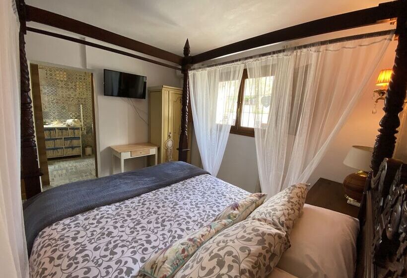 Quarto Estandar, Altea Paradise 1917   Adults Only