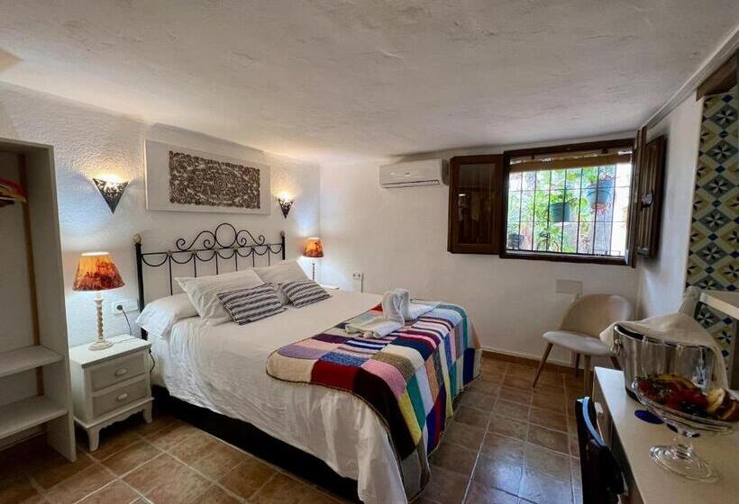Quarto Estandar com Hidromassagem, Altea Paradise 1917   Adults Only