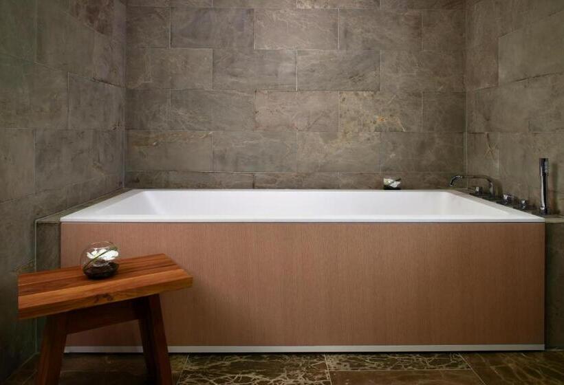Люкс Кровать Кинг, Nobu Hotel Miami Beach