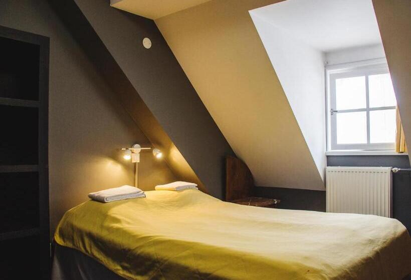 اتاق استاندارد با سرویس بهداشتی مشترک, 16eur   Old Town Munkenhof