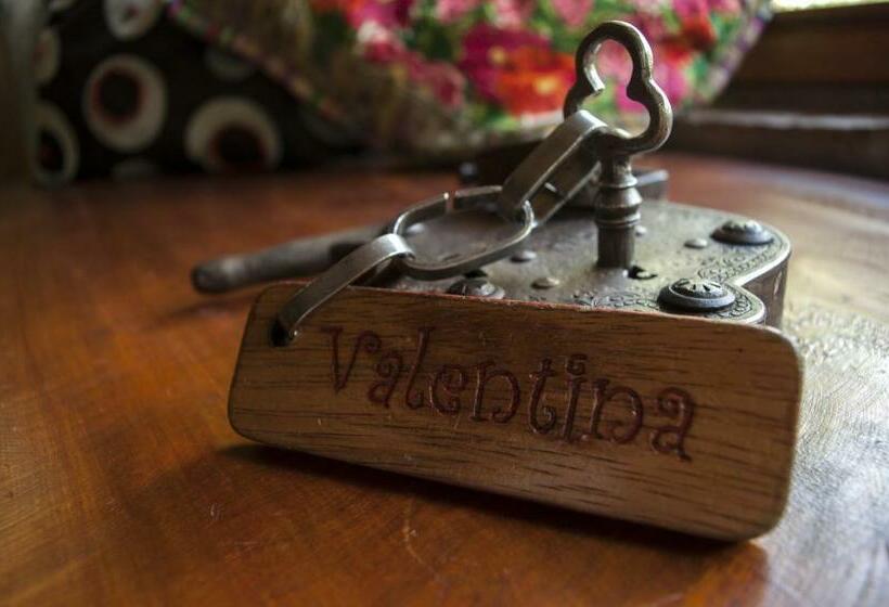 سوییت خانوادگی, Hacienda Rumiloma By Rotamundos