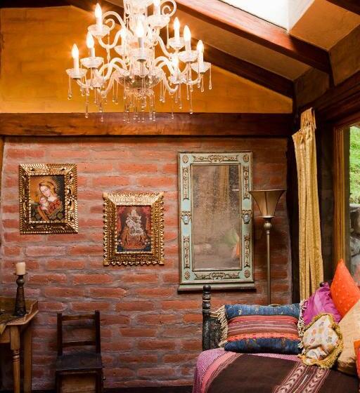 Полулюкс, Hacienda Rumiloma By Rotamundos