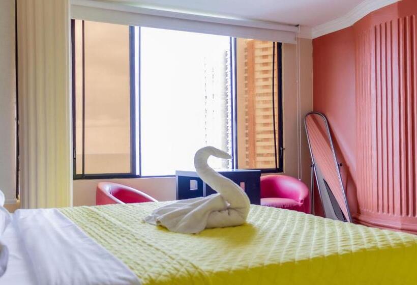 Номер Стандарт 2 Двуспальные Кровати, Hostal Antares