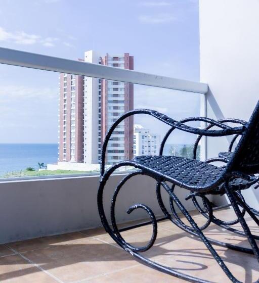Студио Стандарт с Балконом, Hostal Antares