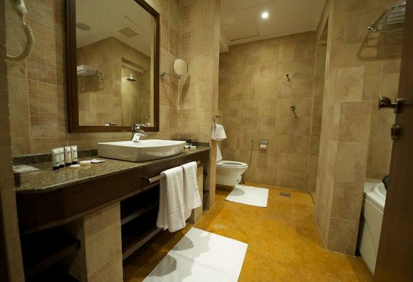 Студия Deluxe, Rawasi Hotel Apartments