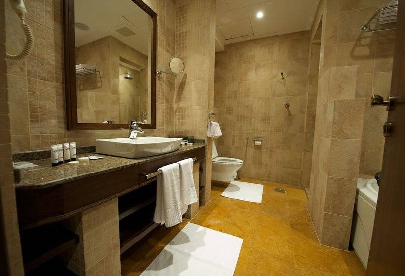 Вилла 4 Спальни, Rawasi Hotel Apartments