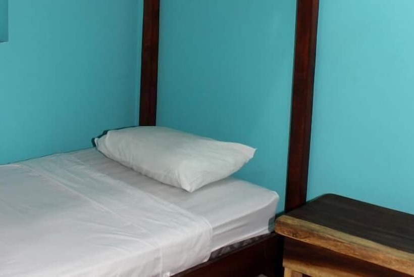 스탠다드 룸, Coral Reef Surf Hostel And Camp