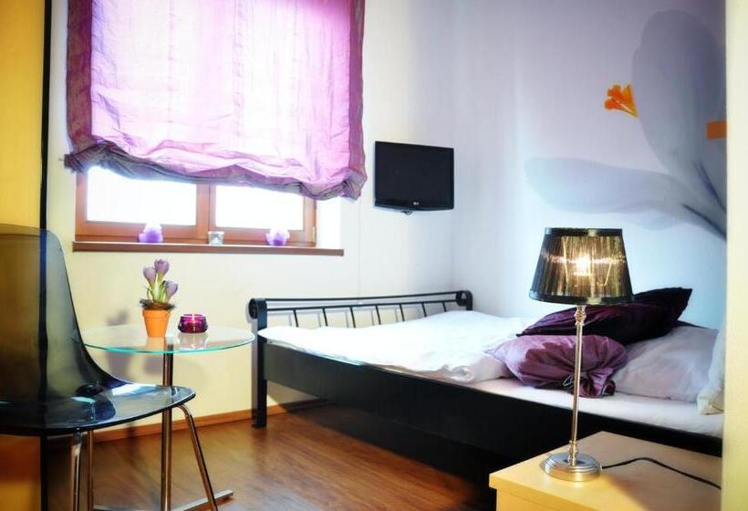 اتاق عادی, Design Hotel Romantick