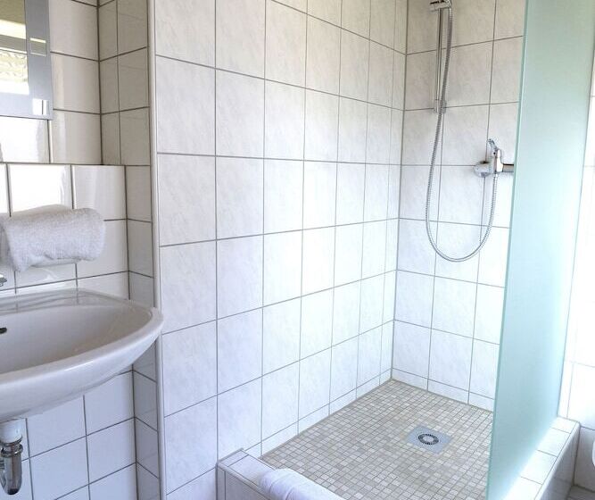 Quarto Triplo Estandar, Gasthof Rose