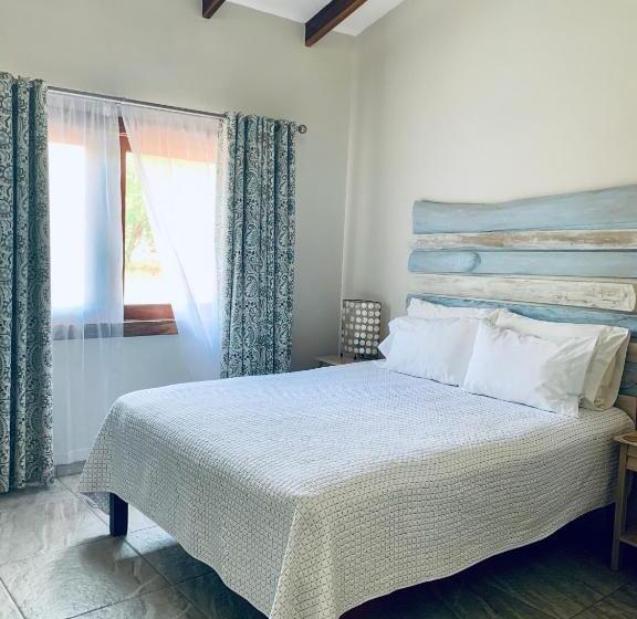 Quarto Deluxe, Ten North Tamarindo Beach