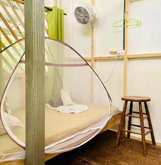 Quarto Economy Individual, Cascada Verde Hostel
