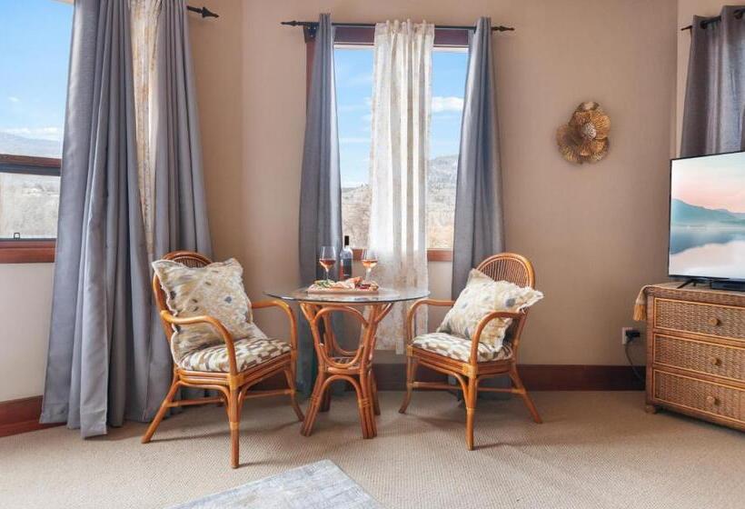 Номер Стандарт с Балконом, Casa Grande Inn & Suites