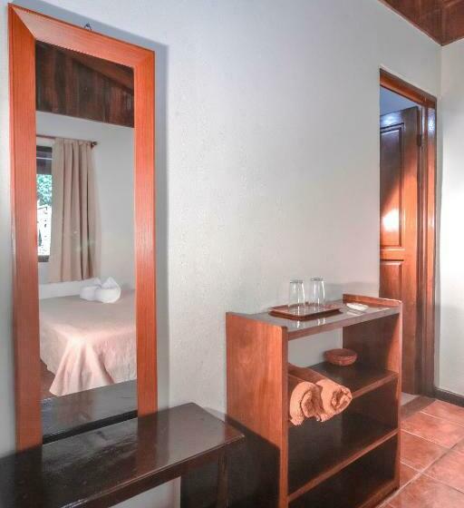 Quarto Deluxe com Sacada, El Jardin