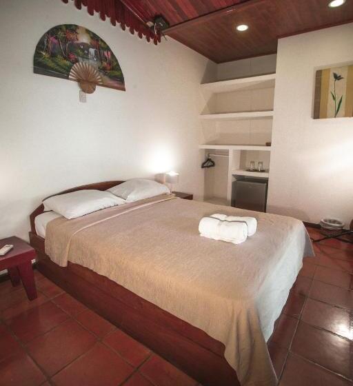Quarto Economy, El Jardin