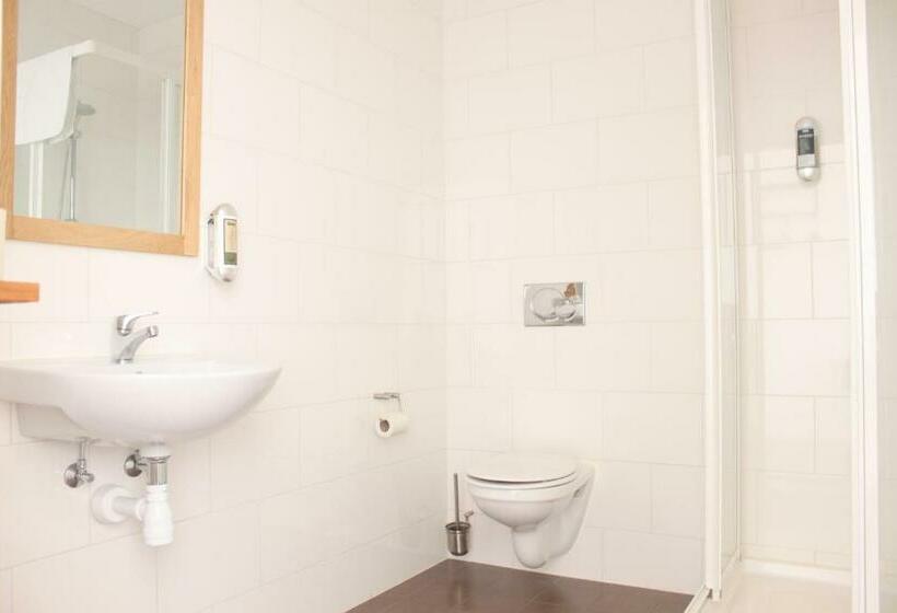 Номер Стандарт, Guesthouse Eleven