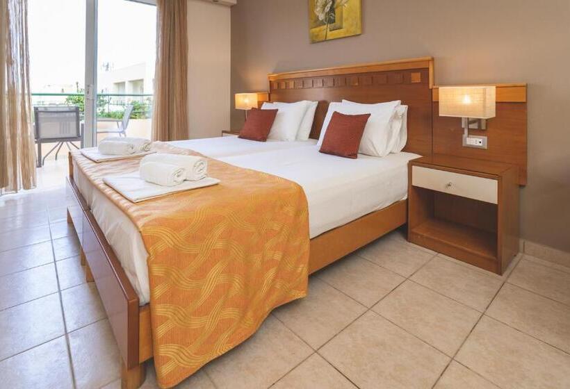 Apartament 21 Dormitor Superior, Helios Apartments