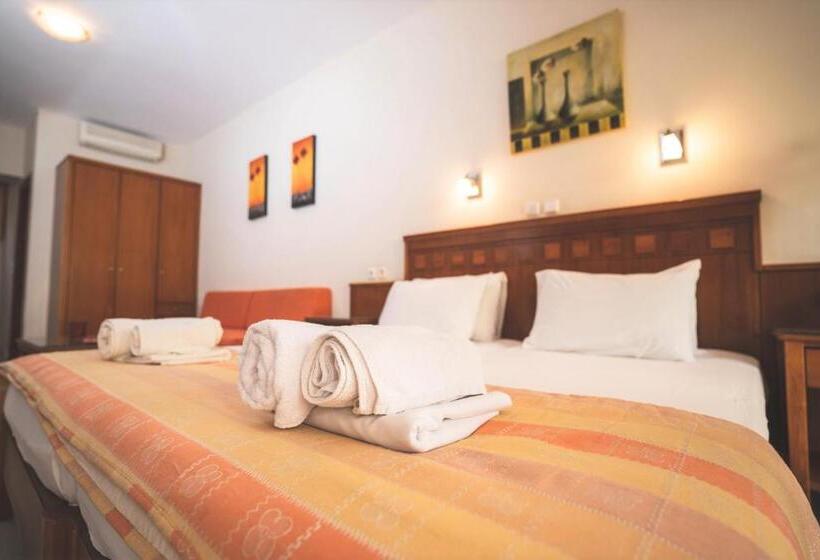 Studio Standard, Helios Apartments