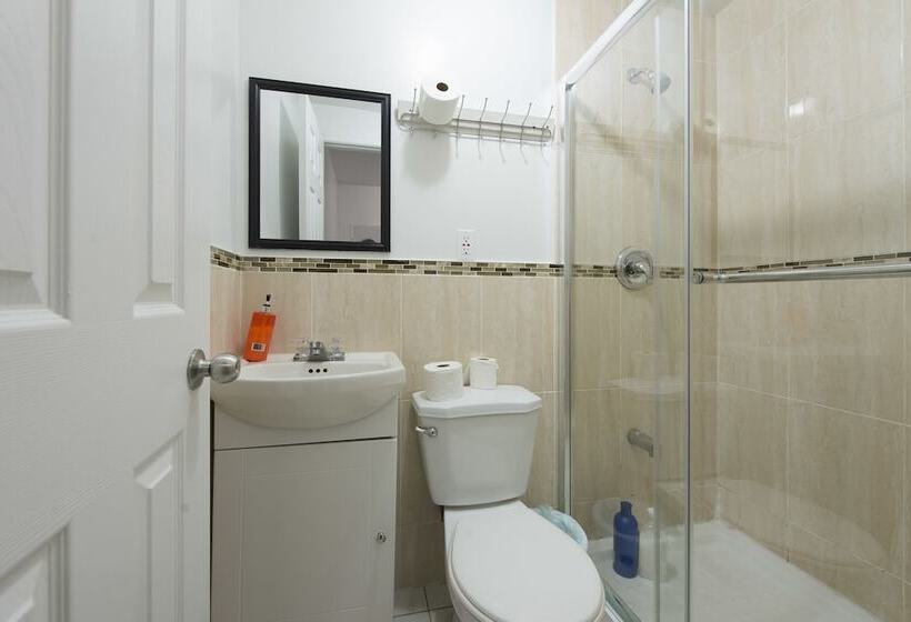 Четырехместный Номер Стандарт, University Apartment   Campus Accommodation