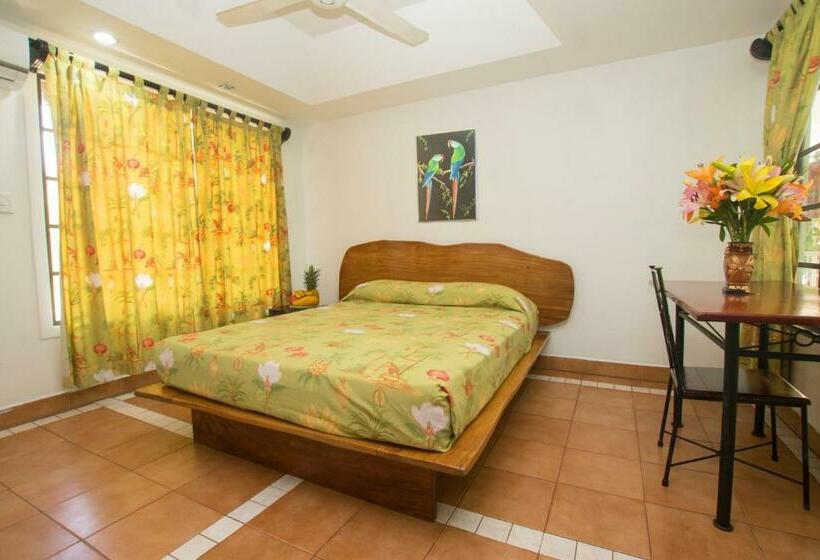 Студио Стандарт Вид на Бассейн, Oceanfront Hotel Verde Mar Direct Access To The Beach