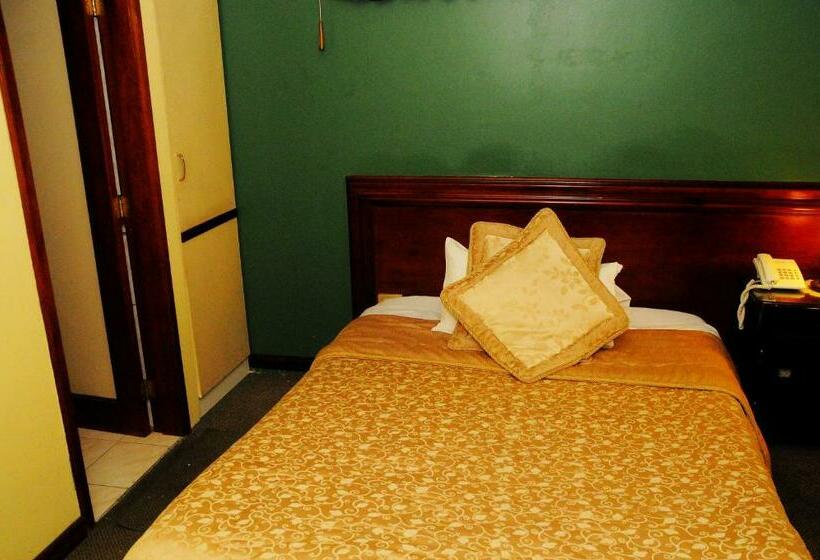 اتاق استاندارد یک نفره, Colony Inn