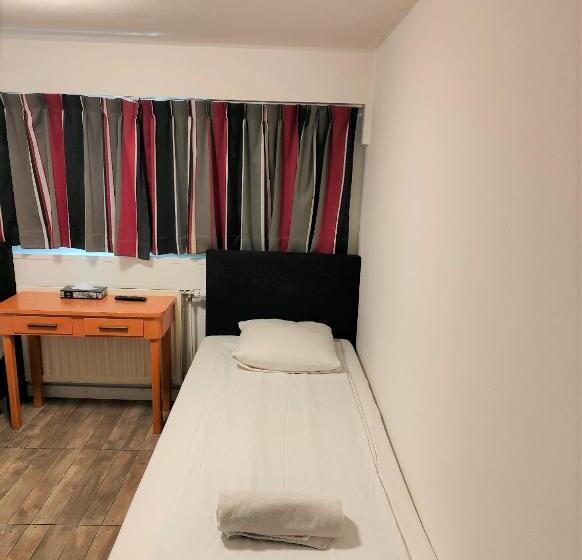 带共用浴室的标准房间, Holland Lodge