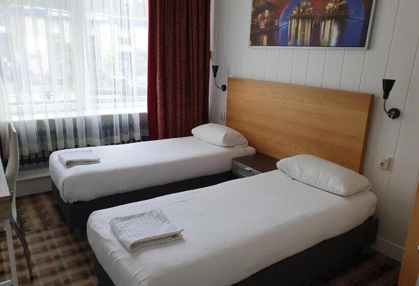 标准间, Holland Lodge