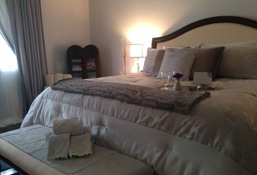Quarto Estandar Cama Casal, Le Chateau Du Lac