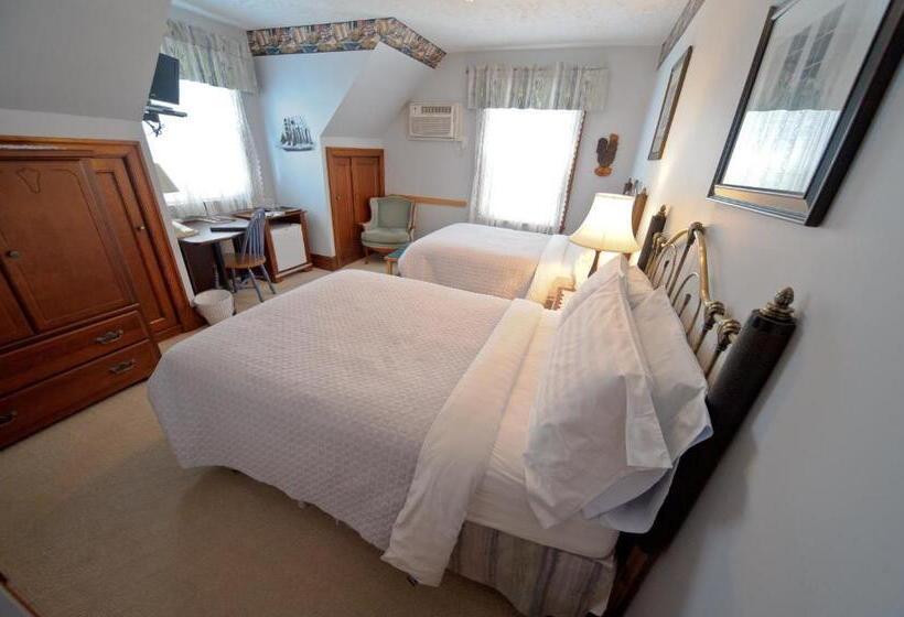 Номер Стандарт 2 Двуспальные Кровати, The Harbour House