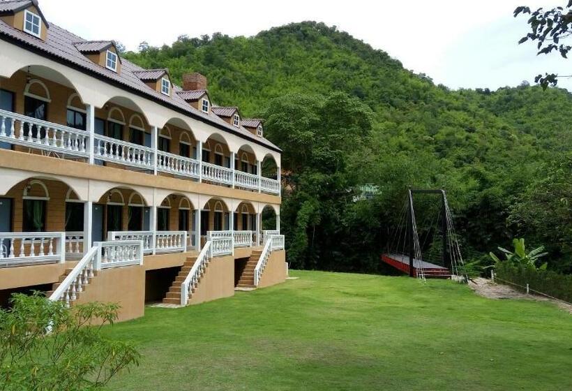 Номер Superior, Stamp Hills Resort