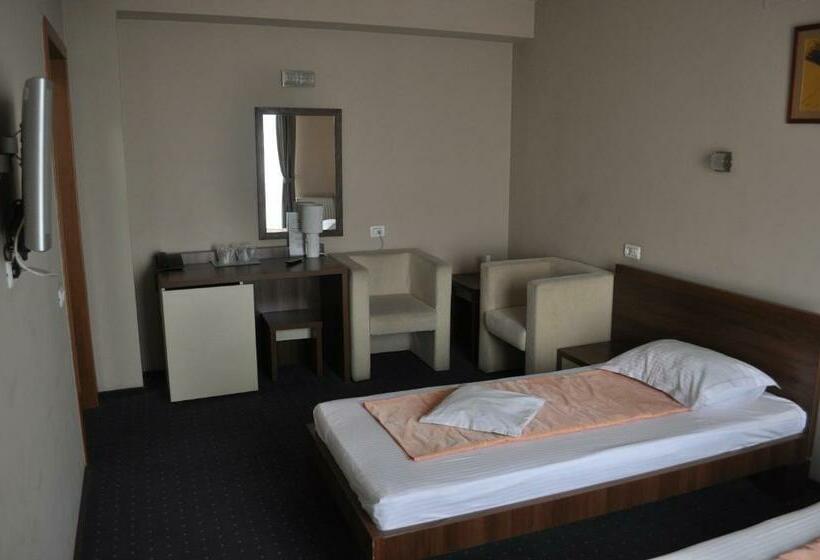 اتاق استاندارد, Euro House