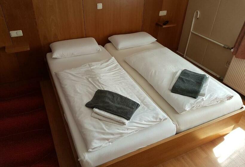 Трехместный Номер Комфорт, Restaurant Sophienaue