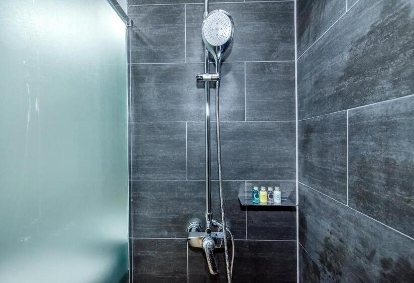 Номер Стандарт, Co Op City Hotel Seongsan