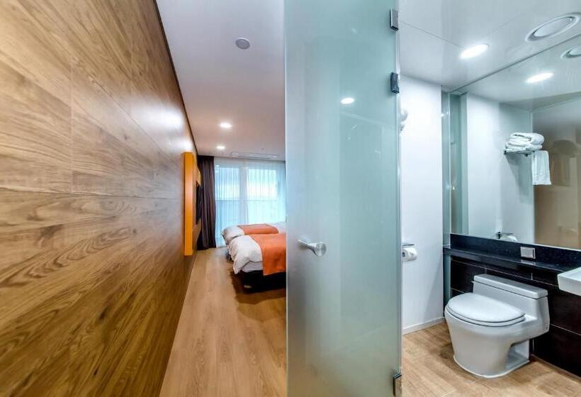 Номер Стандарт, Co Op City Hotel Seongsan