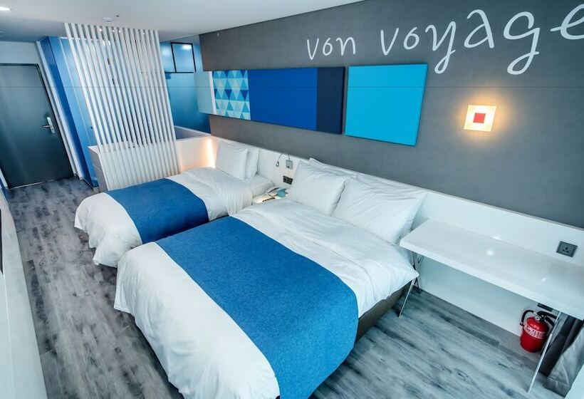 Номер Deluxe Вид на Море, Co Op City Hotel Seongsan