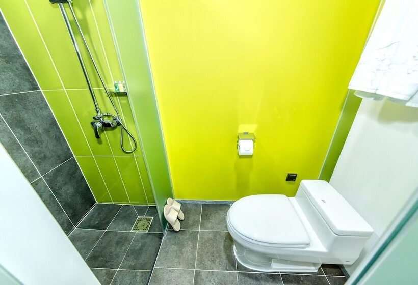 Номер Deluxe, Co Op City Hotel Seongsan