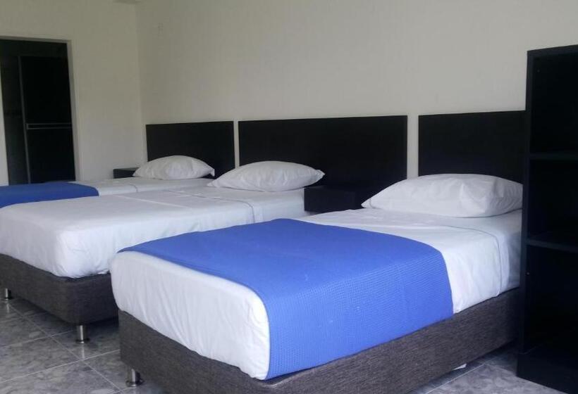 اتاق خانوادگی, Bucare