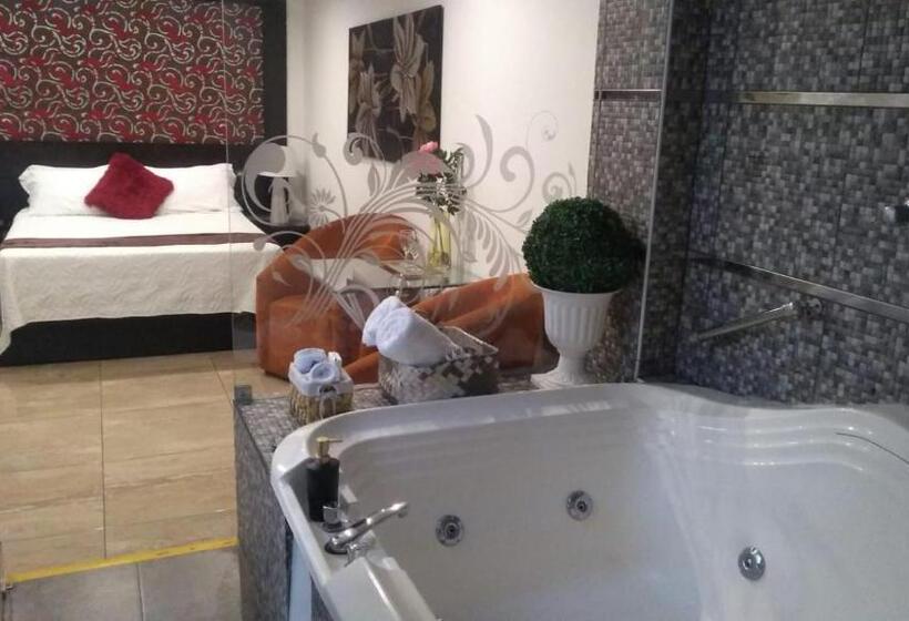Suite Clásica, Monterrico Hotel Perú