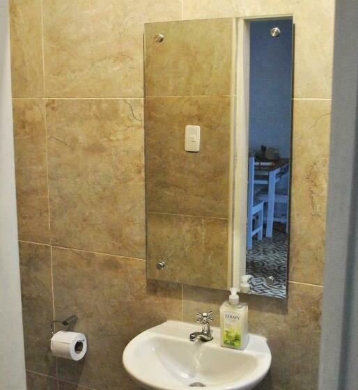 اتاق استاندارد با سرویس بهداشتی مشترک, Hostal Españolete