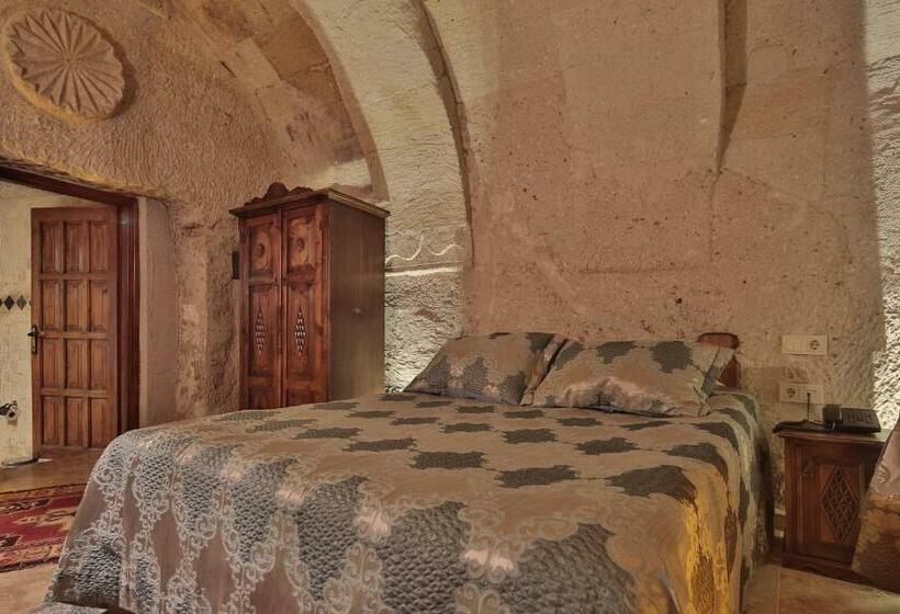 اتاق استاندارد, Shoestring Cave House