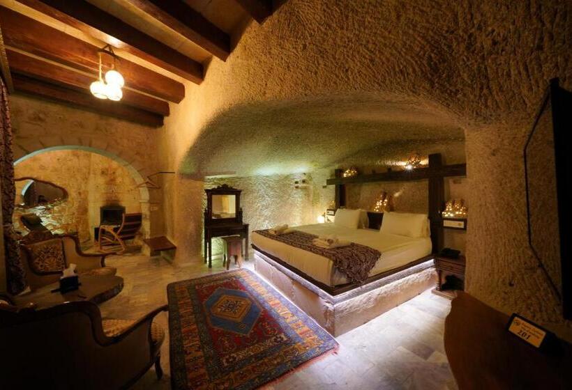 バルコニー付スイート, Shoestring Cave House