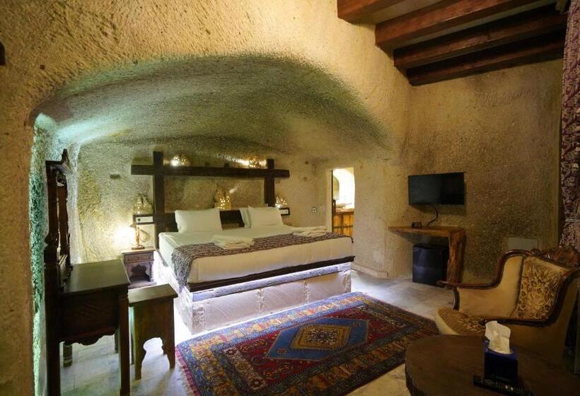 バルコニー付スイート, Shoestring Cave House