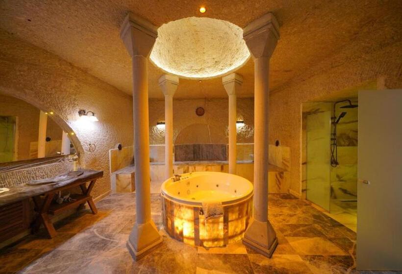 جناح رئاسى, Shoestring Cave House