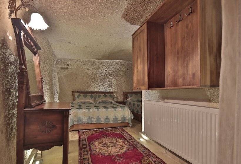 スタンダードルーム, Shoestring Cave House