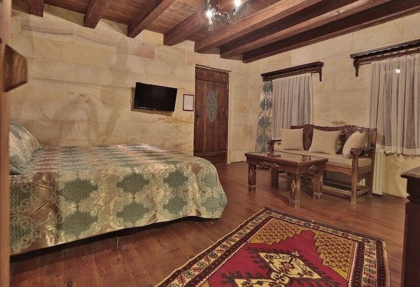اتاق استاندارد با بالکن, Shoestring Cave House