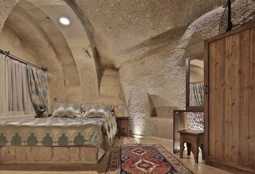 اتاق استاندارد, Shoestring Cave House