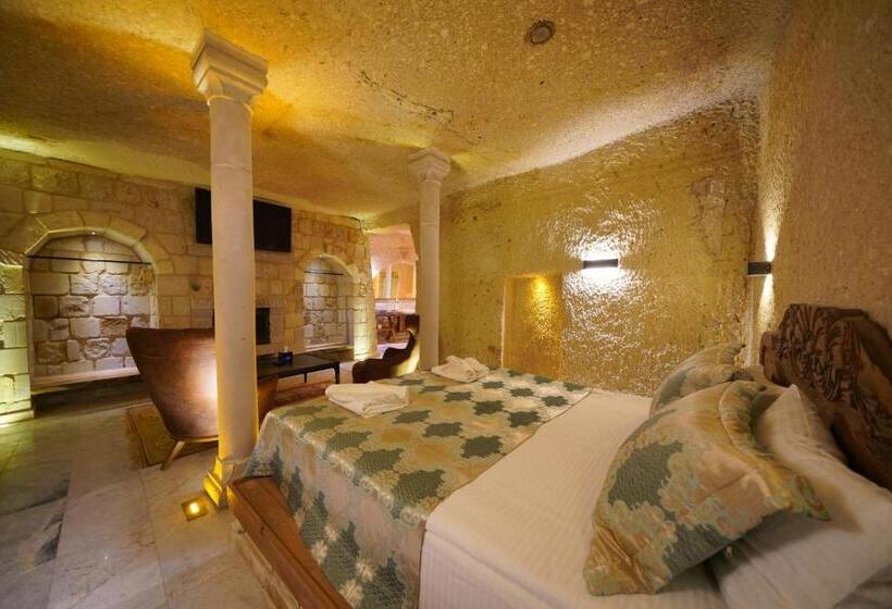 جناح رئاسى, Shoestring Cave House