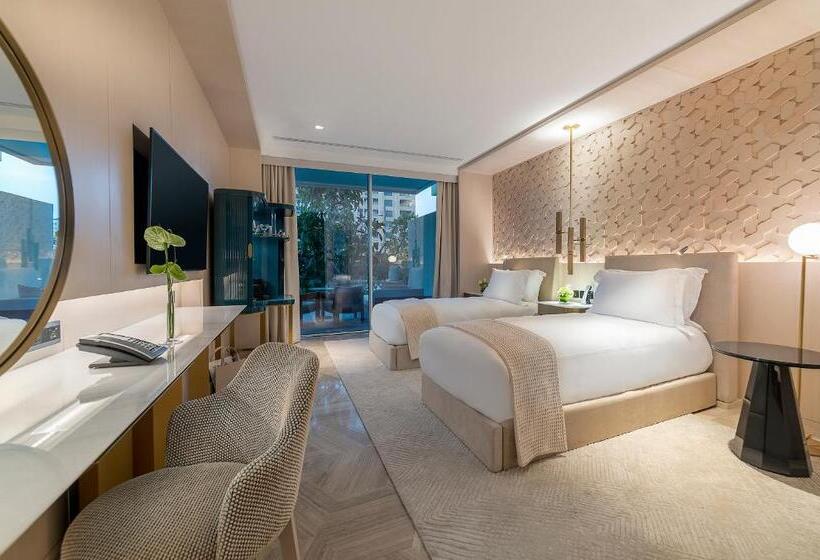 Номер Superior, Five Palm Jumeirah Dubai