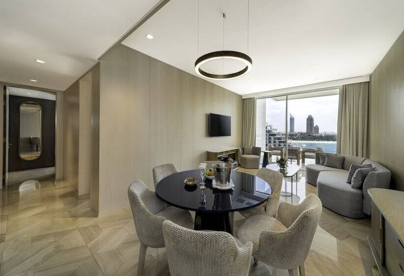 Апартаменты 2 Спальни, Five Palm Jumeirah Dubai
