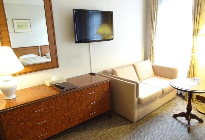Номер Стандарт Трехместный, Kyu Karuizawa Hotel Otowa No Mori