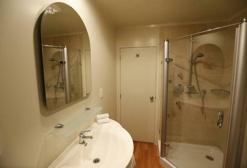 Шале 1 Спальня, Rocky Mountain Chalets Ohakune